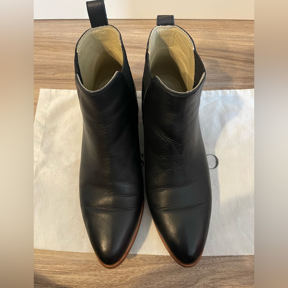 Nisolo Classic Chelsea Boot Black Leather. Only worn one time! - Picture 7 of 9